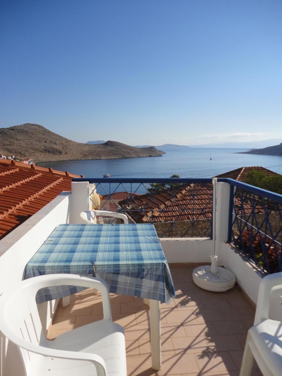 Villa Yorgos Χάλκη Εξωτερικό φωτογραφία